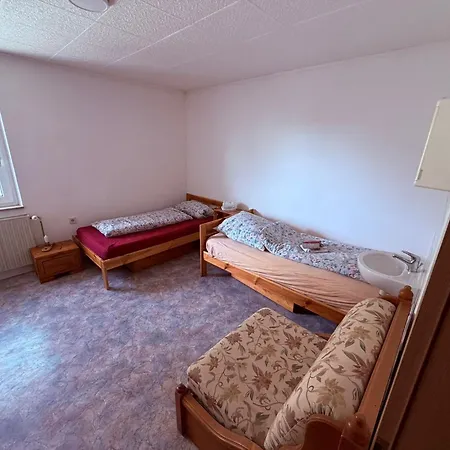 Gaestehaus Nachtigall Διαμέρισμα Gädheim